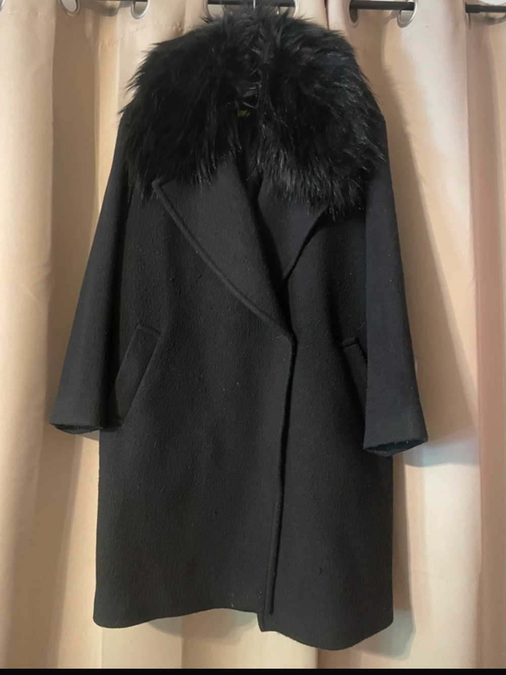 Michael Kors Black Wool-Blend Coat with Faux Fur Collar